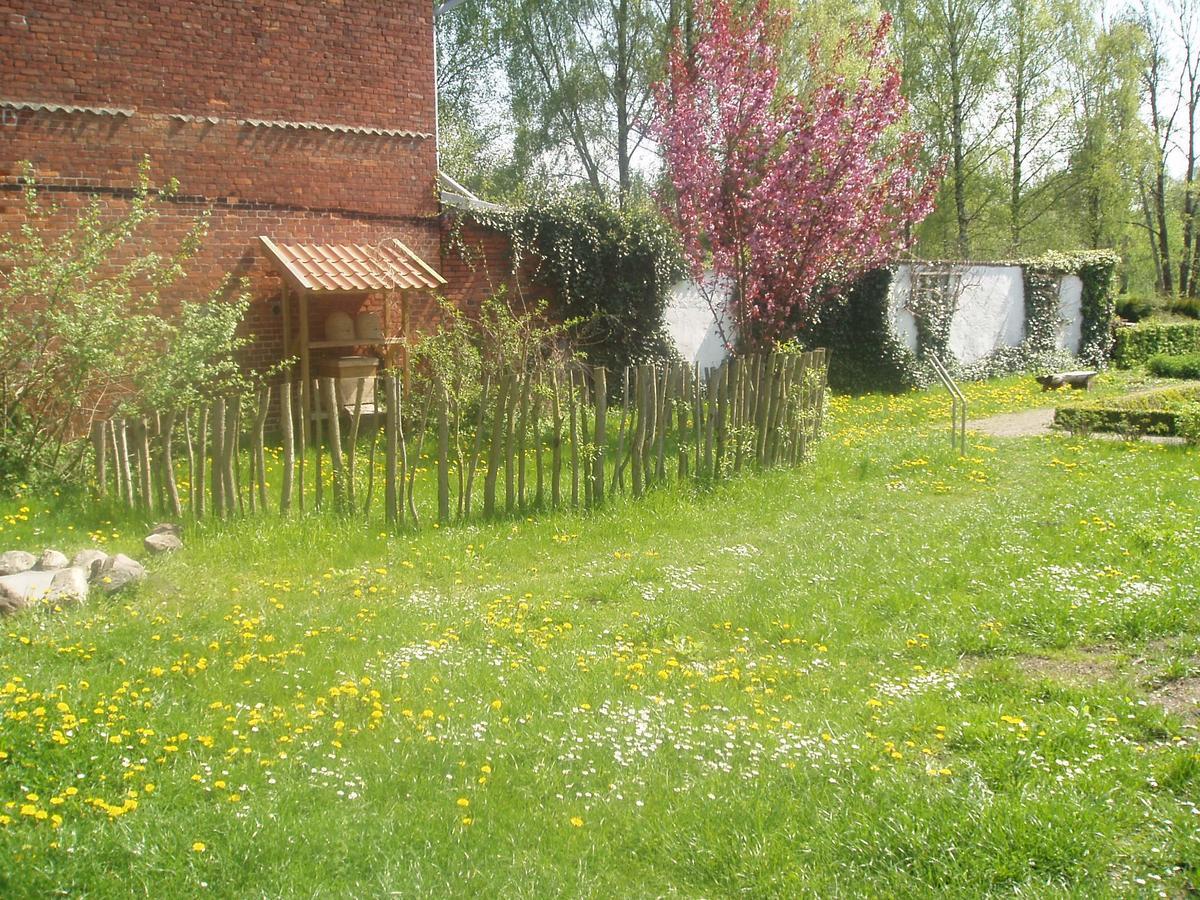 Gästehaus 22 am Klostergarten Rehna Exteriör bild